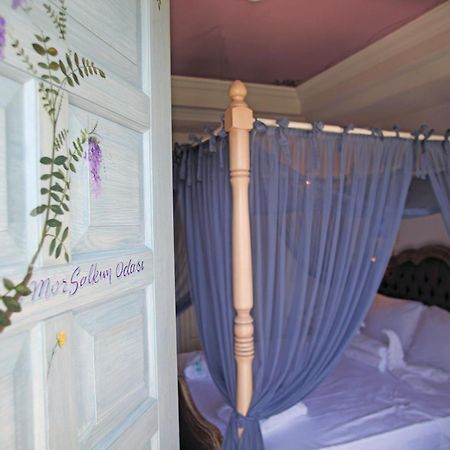 Alacati Igdelihan Unique Hotel ภายนอก รูปภาพ