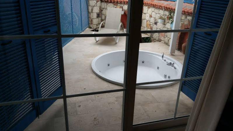 Alacati Igdelihan Unique Hotel ภายนอก รูปภาพ