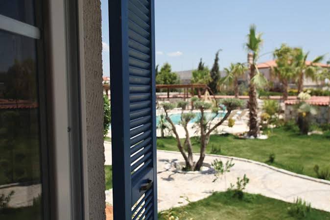 Alacati Igdelihan Unique Hotel ภายนอก รูปภาพ