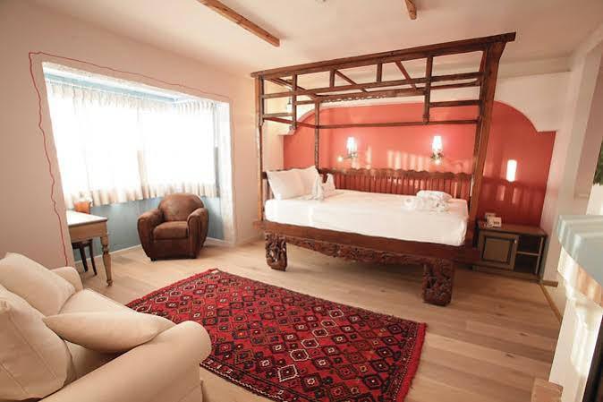 Alacati Igdelihan Unique Hotel ภายนอก รูปภาพ