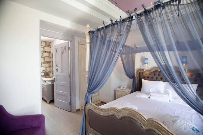Alacati Igdelihan Unique Hotel ภายนอก รูปภาพ