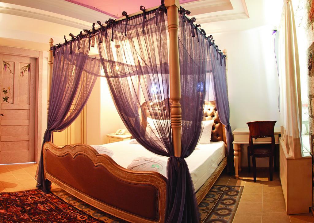 Alacati Igdelihan Unique Hotel ภายนอก รูปภาพ