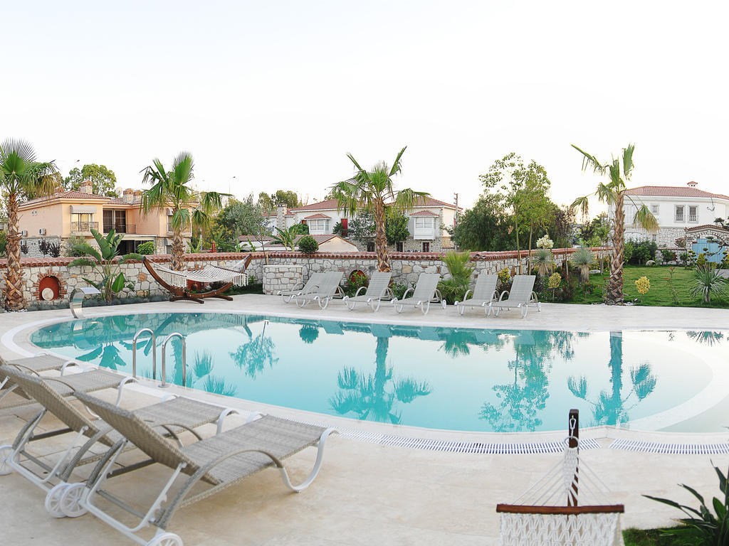 Alacati Igdelihan Unique Hotel ภายนอก รูปภาพ
