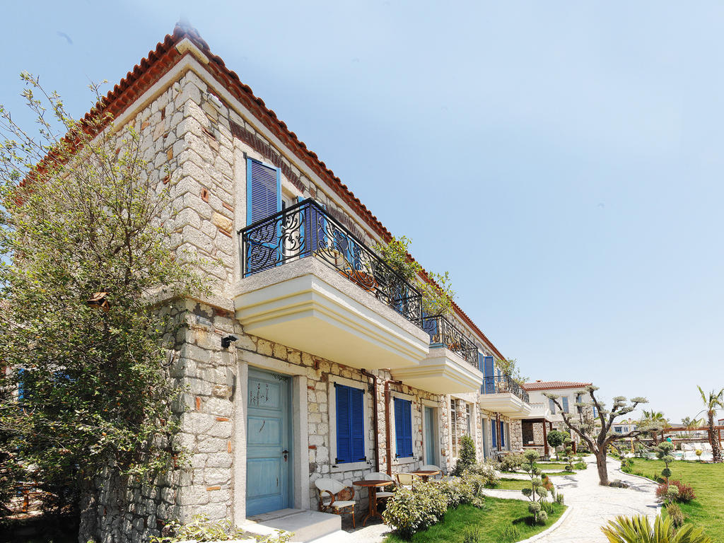 Alacati Igdelihan Unique Hotel ภายนอก รูปภาพ